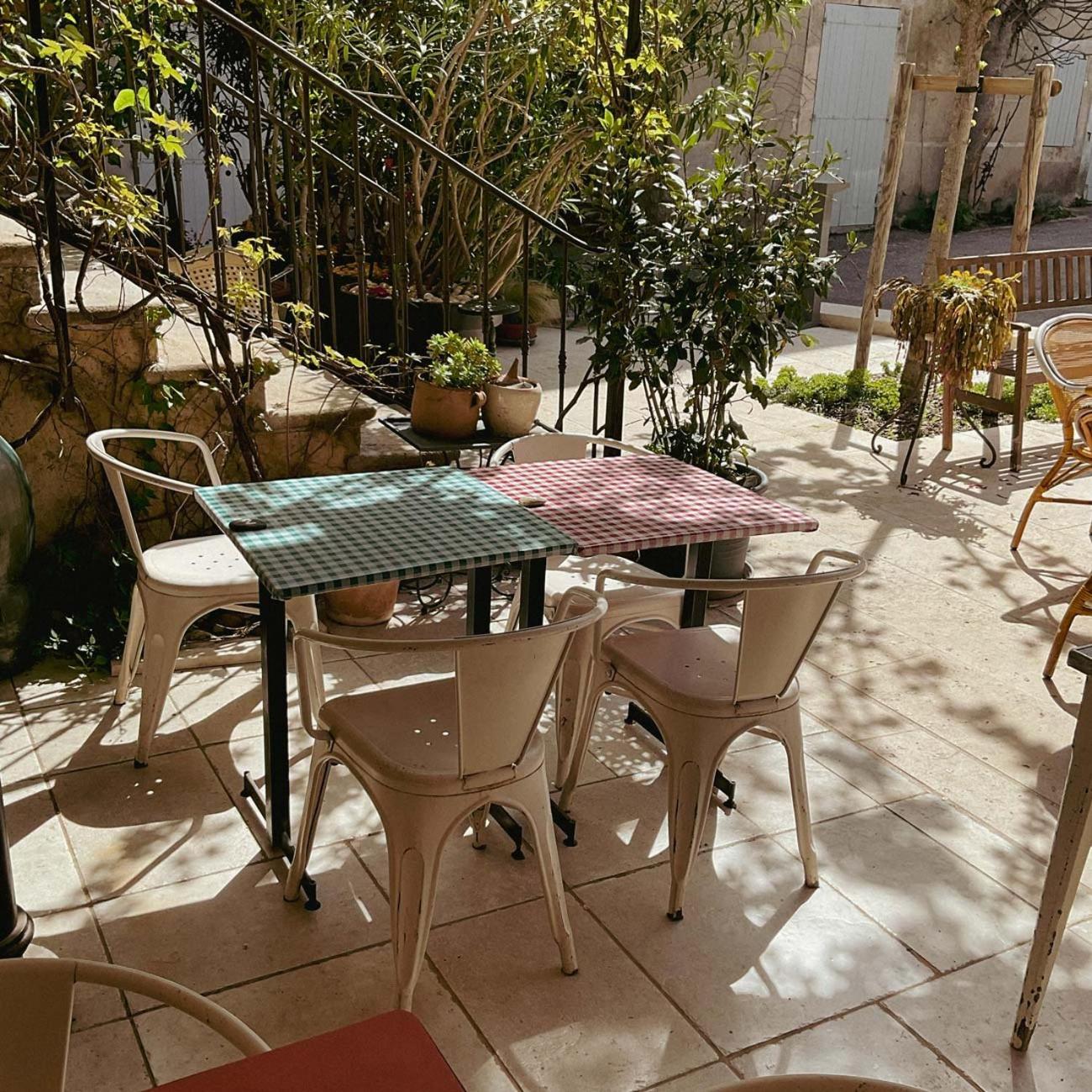 Hotel Chez Rosette De Lussan Exterior foto